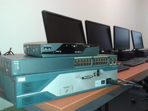Routers/Switches (Cisco)