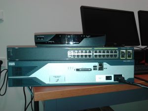 Routers/Switches (Cisco)